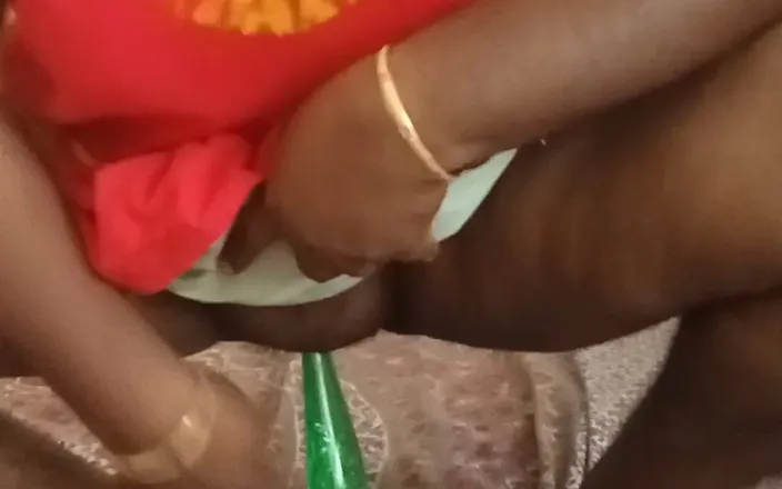 Bedroom: VID20230208105007.mp Indian lady performance