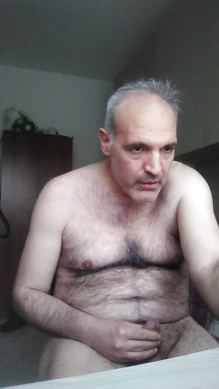 Setesesso7: Sborra per spuntino. un pomeriggio rilassante dopo un duro lavoro...