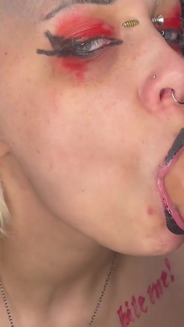 Glitterqueen1999: Мінет бойфренда на день народження, неохайний глибокий заглот, губна плювання