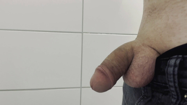 Apomit: Cam Public Toilet Piss, Young Boy, 18