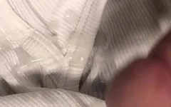 我找到了我的第一次要求和出售内衣视频
