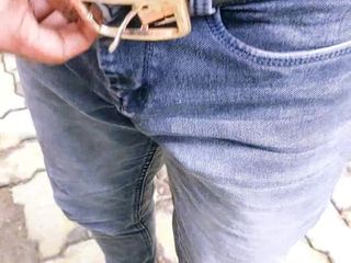 Sissy Bisexual: Kompilasi kencing di luar zakar kecil