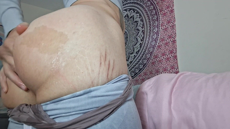 Vovxxx: Alex Gioca Con Il Ghiaccio Nel Culo