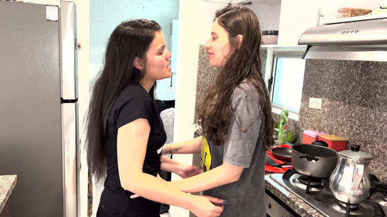 scarlettandc: I Love Feeling My Neighbor's Vagina