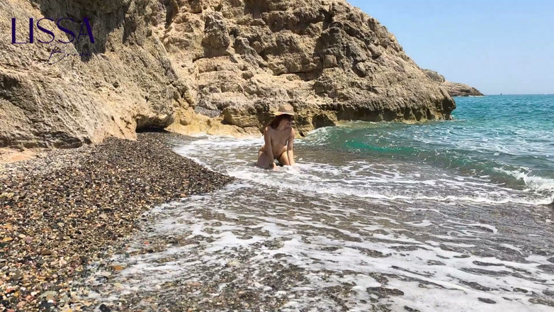 Lissa Brown: Eu transei com um estranho em uma praia