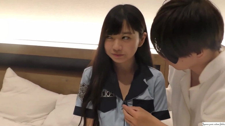 Asian happy ending: Mergokin polisi wanita cantik