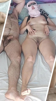 Amateur Wife Gives a Sensual Blowjob. Amateur Couple Crazy Sex in the Bedroom.