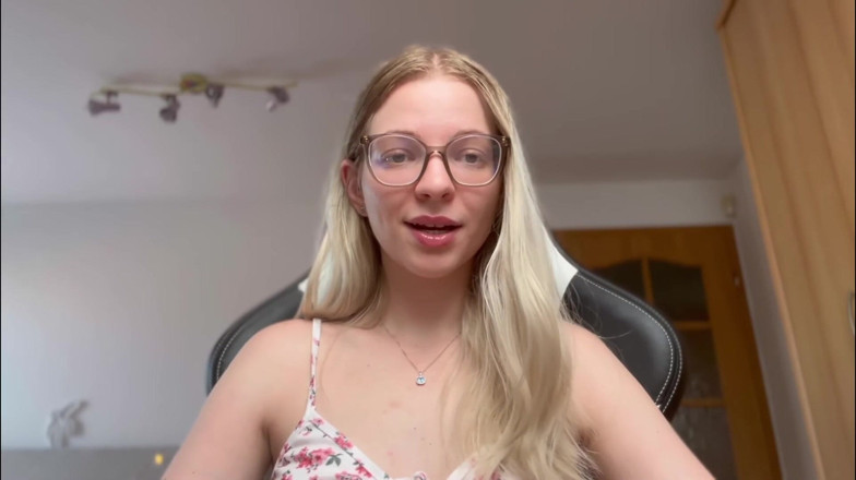 Goddess_Bella_Rae: Jesteś niekompetentnym Rogaczem Asmrem Odgrywanie roli