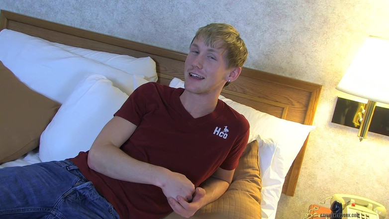 Teach Twinks: Hayden ile mastürbasyon yapıyor