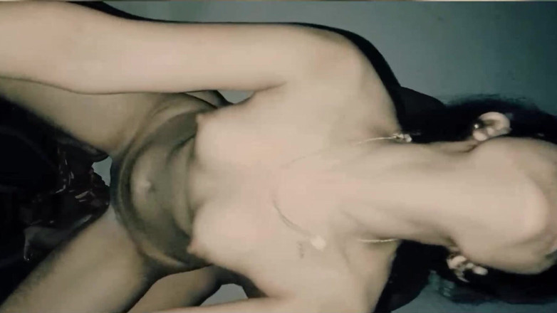 Dasi couple: 후배위 스타일로 따먹히는 파키스탄 연인 2부