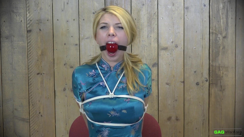 Gag Attack: Lolly Anne - 多次堵嘴