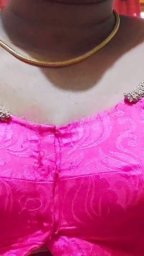 Desi Mohini: Saya Mahu Berkongkek dengan ibu tiri India saya