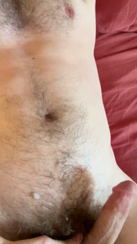 Je me réveille excitée au lit