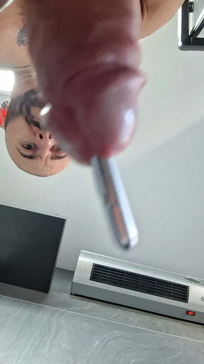 tonyfit: Bermain dengan uretra saya