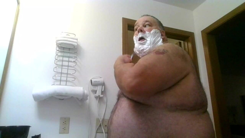 Gaydaddy2021: 淋浴和剃光