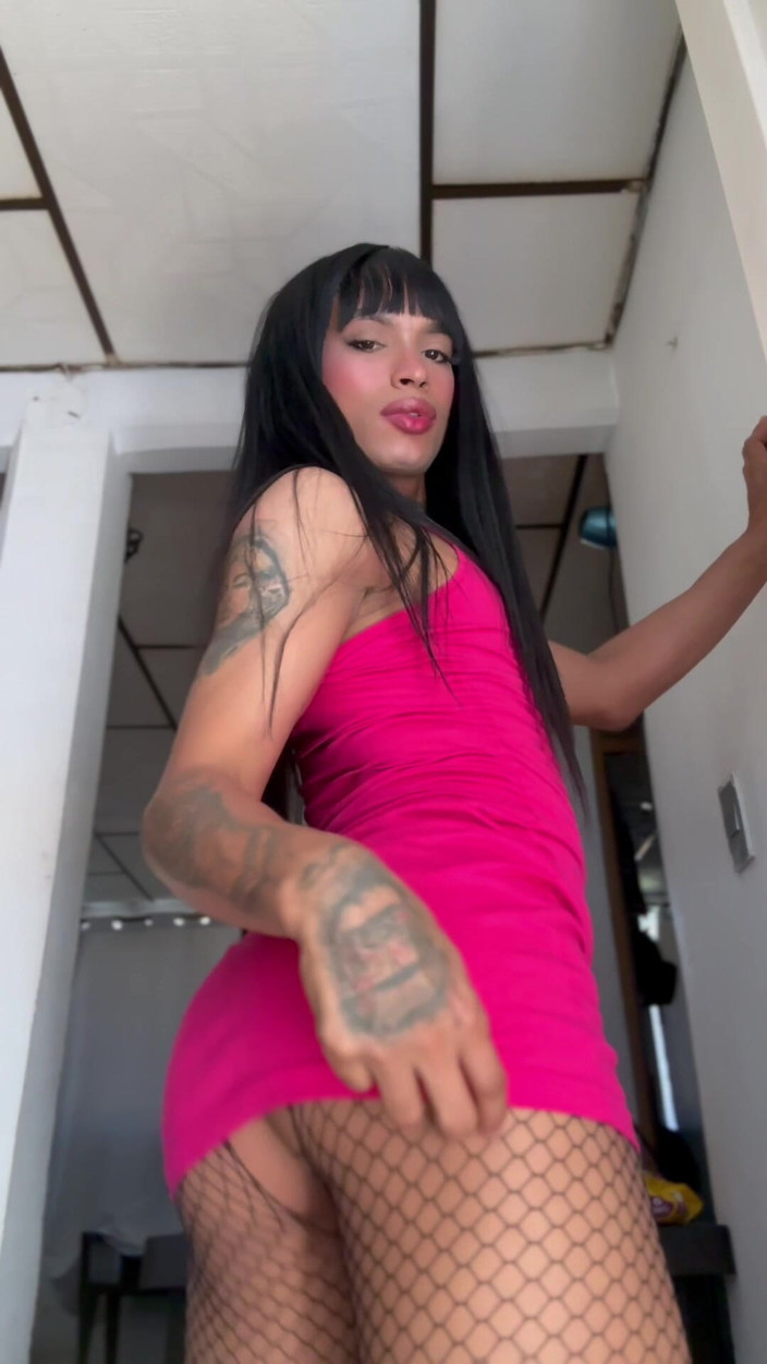 Valera Toro: Trans modelky s velkým tvrdým penisem a mým zadkem