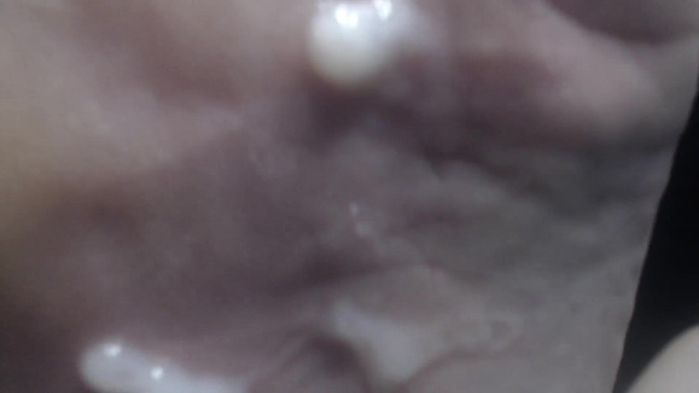 Hunky time: Dominantă heterosexuală (pulă, picioare și spermă cu scuipat)