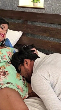 Saali garam jija naram sansürsüz desi porno