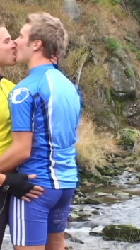 Hung Beauts Go Spit-roasting Crazy for Cum!