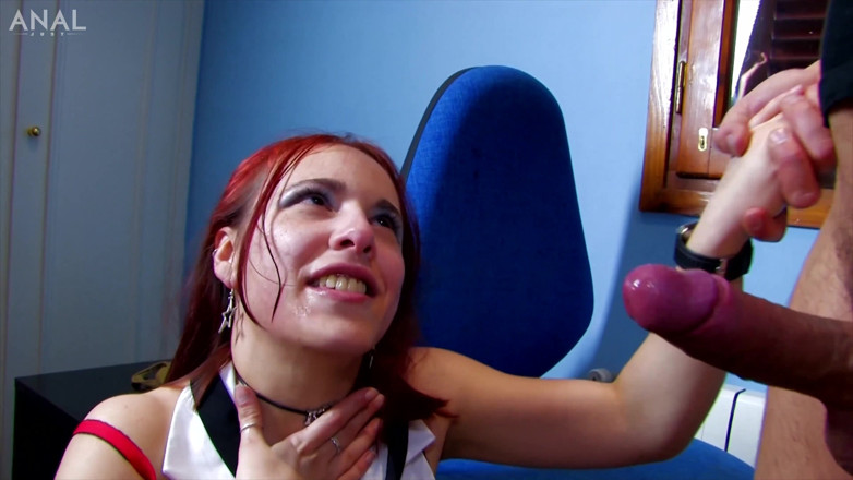 Only3x: Anal-liebhaberin Tania kämpft mit hausarbeit von Only3x