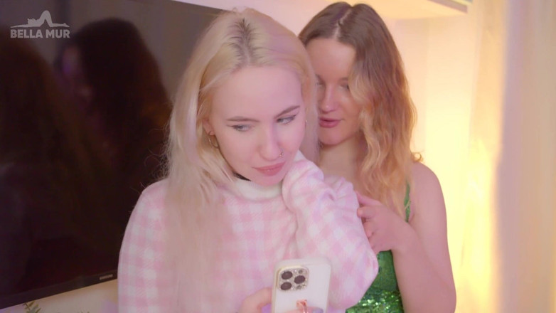 Bella Mur: Sensual Lesbian Sex with Blonde and Redhead