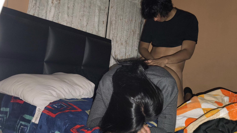 Moo DBOXXX: Sama istri tetangga, suaminya kira dia ada di gereja
