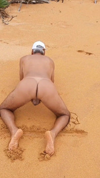 Ladysilva Sissy Hot Ass on the Beach