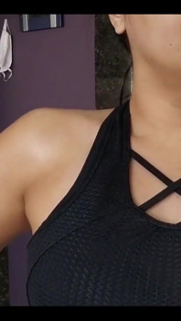 Goddess Kiffa’s Is Sweaty and Hot After Gym, and Make Her Lover Lick Her Armpit