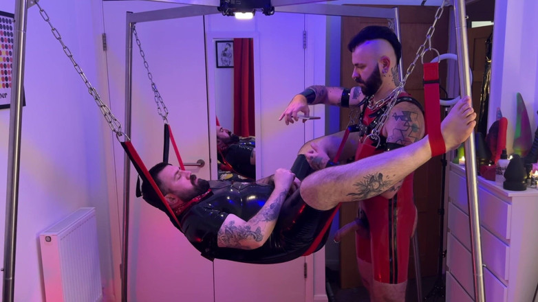 Kross Cumback: Cazzo nella mia imbracatura
