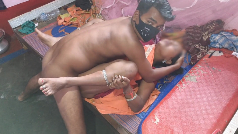 Sobha rani: Heta nygifta Bhabi creampie av Jeth Ji i Hennes Owen...