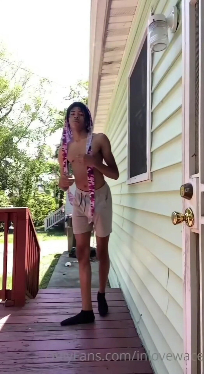 DamagedUnity9: Sexy venkovní sperma