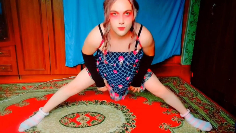 Kitty_Cross: Lezzetli kıvrımlı kadın seni bütün gece baştan çıkarıyor