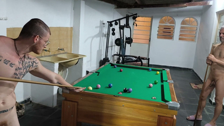 carmonaoficial: The Carmonas Playing Naked Billiards with That Hot Pinch