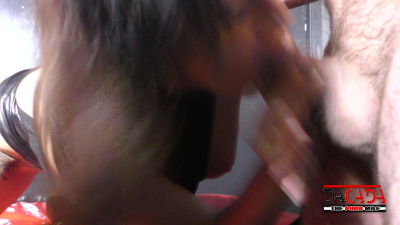 DaCada com: 和一个粉丝的快速性爱