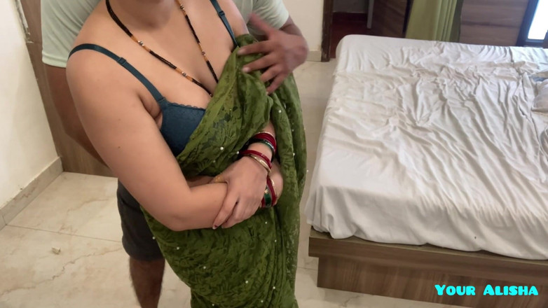 Your Alisha: Adik ipar sesat saya datang ke bilik saya dan mengongkek...