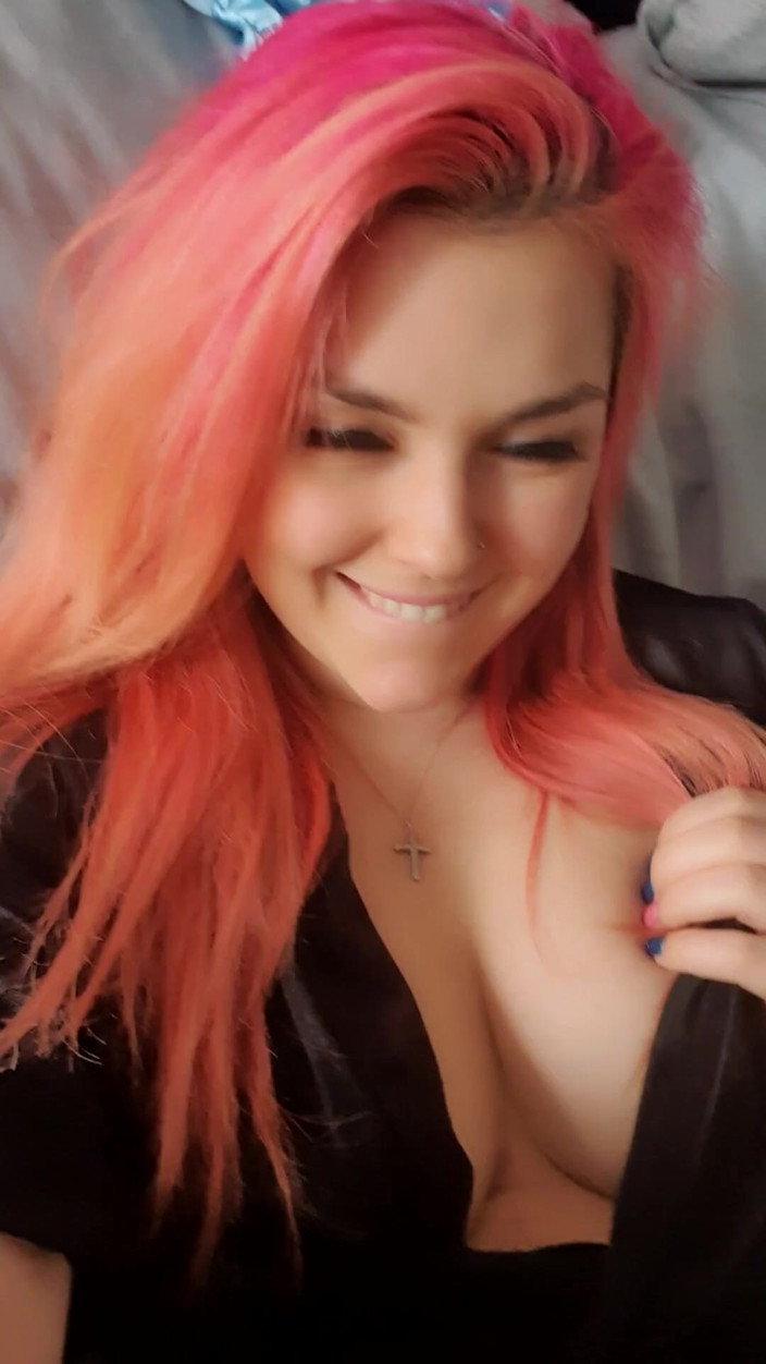 Mandy Foxxx: Stetching &amp;escancarando ambos os meus buracos com todos os meus dedos,...