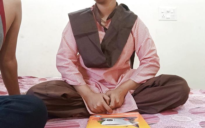 Sakshi Pussy: Indischer Desi village College-Student fickte mit ihrem freund im Schlafzimmer...