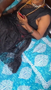 India Madrastra Seduce Chico Para Placer Sexual