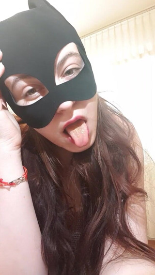 Katherine Squirt: Mujer gato ruega por polla