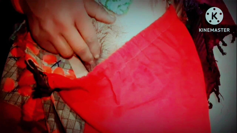 TricolorMusic3: Chci mít sex, máme velkou potřebu sexu, jsem velmi vzrušená,...