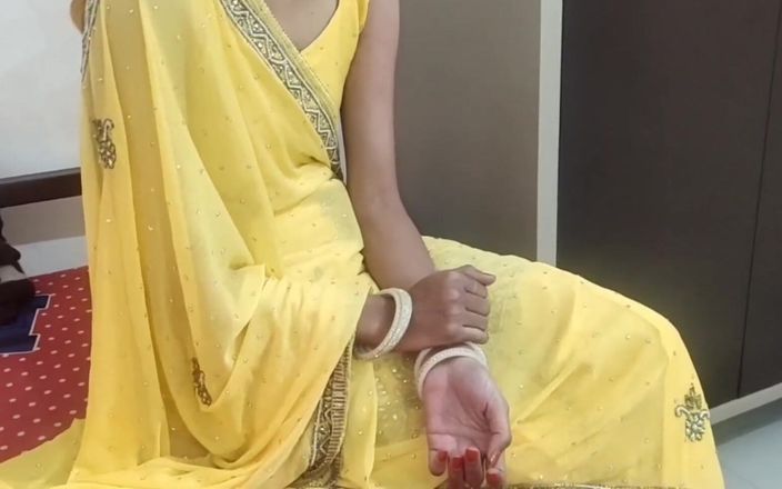 Saara Bhabhi: Son-in-law Caught and Fucked the Mother-in-law Who Came to the...