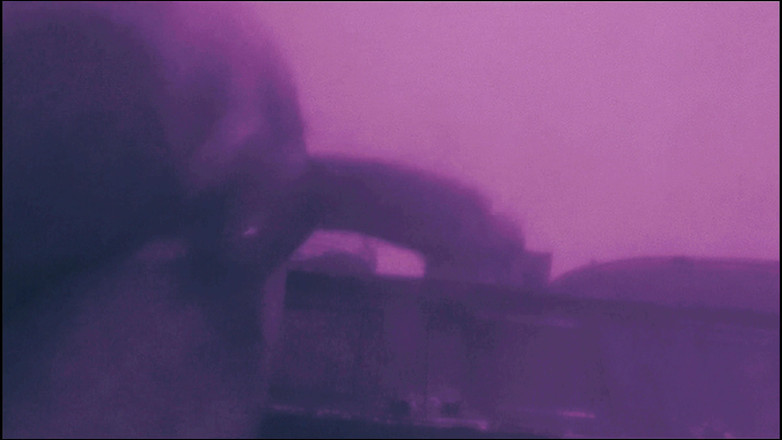 Lily & Theo: Carnival là một thời gian để tội lỗi, để thỏa mãn bản...