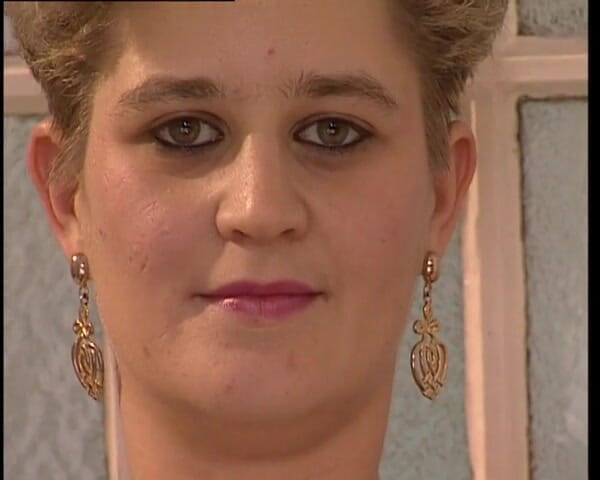 YOUR FIRST PORN: Extrême Schmutziger Wichs Mit Kessi - branlette extrêmement coquine avec Kessi