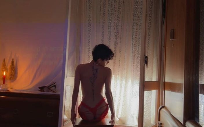 Artesensual: Quay phim người lớn: váy đỏ, giày cao gót, âm nhạc, tai...