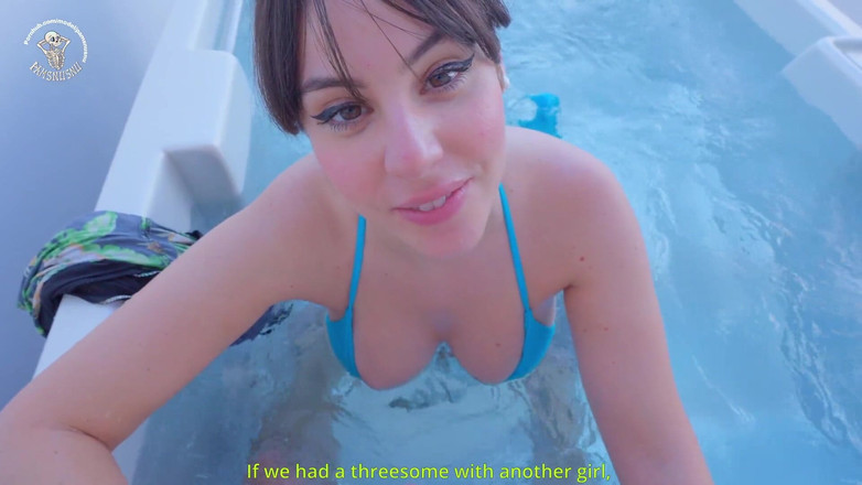 Pamsnusnu: No intentes usar tu bikini en un jacuzzi, no sirve :)...