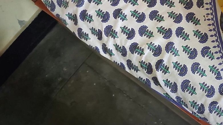 sakshi_raniii: Jiju veio à minha casa para me foder Hardcore sexo hindi...