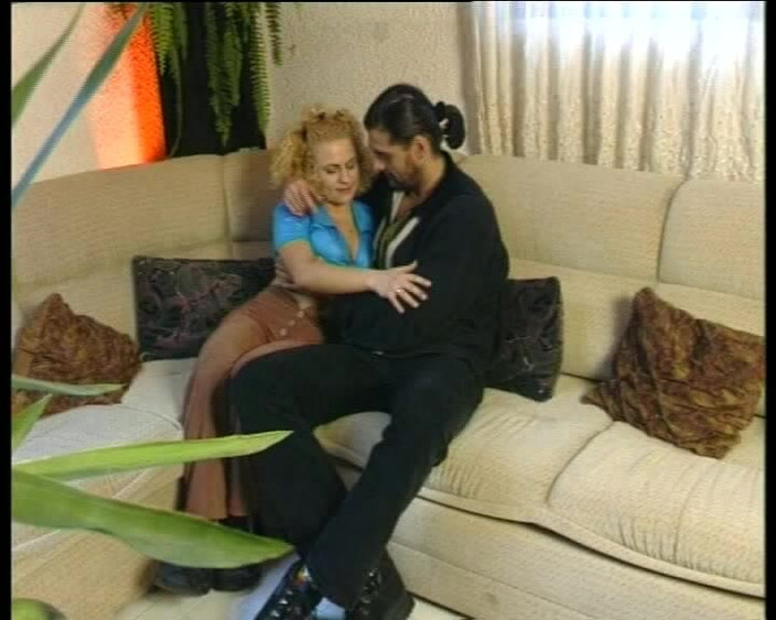 German Fuck Movie: «за Німецькими Дверима» Ретельно Трахається - Повний Фільм