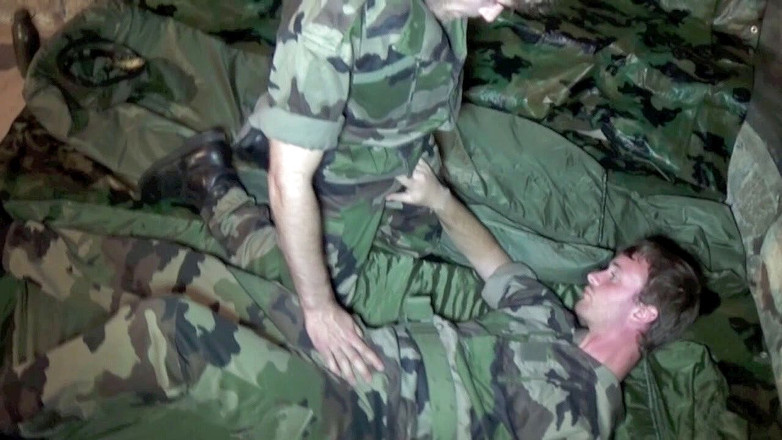 Crunch Boy: 흑인 대물 자지에게 따먹히는 게이