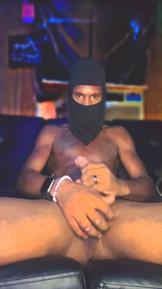 Iamjrboii45: Přijďte si na něm zajezdit