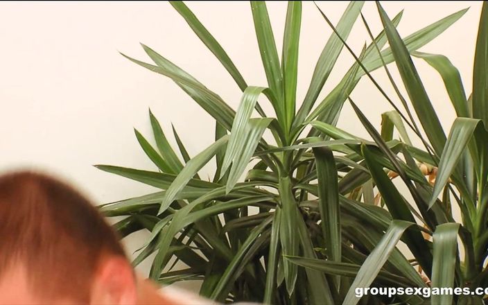 GroupSexGames: Doble diversión para Gerry - groupsexgames